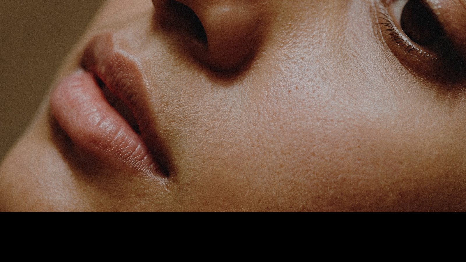 Frame from Saelo